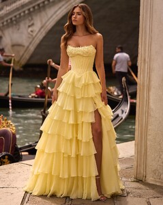 [2025.10.21] sherrihill_567778237_18548082334046023_3153572389294968221_n.jpg