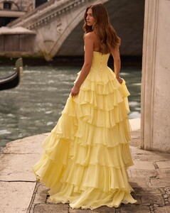 [2025.10.21] sherrihill_569911907_18548082343046023_7148789489433775518_n.jpg