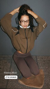 [2025.10.22] brunalirio_3749193073336026363.jpg