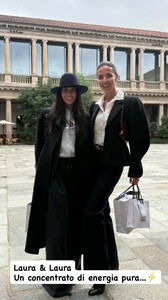 [2025.10.22] laurabarriales_3749100741085394228.jpg