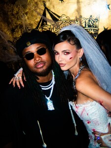 [2025.10.23] victoriajustice_569280564_18628388806006824_2404049070293543835_n.jpg