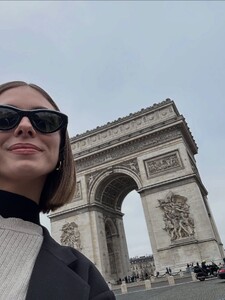 [2025.10.24] carmellarose_571011303_18542469106035727_5301690057390555924_n.jpg