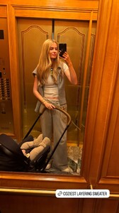 [2025.10.24] katelove_3750494164396885297.jpg