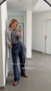 [2025.10.29] barrefaeli_3754004835004360564.jpg