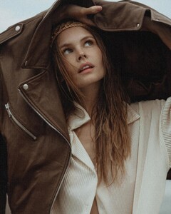 230 photog'sIG 090 posted 20230526 by Tatyana Kudryashova.jpg