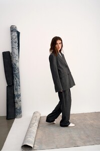 2423_12-1198x1798w (1).jpg