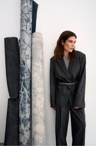 2423_18-1198x1798w (1).jpg