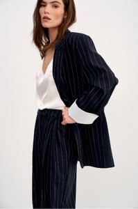 2423_6-1198x1798w (1).jpg