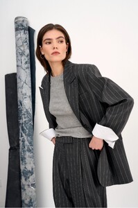 2424_6-1198x1798w (1).jpg