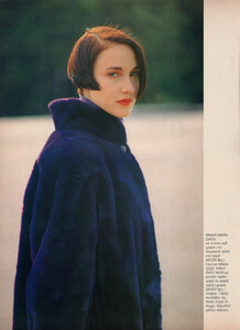 33-MARIECLAIREGR-Dec-1989-m.Unk-ph.Unk.jpg