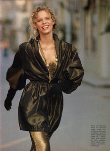 36-MARIECLAIREGR-Nov-1990-m.EstherJonker-ph.HarrisChristopoulos.jpg