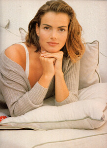 38-ELLEGR-Nov-1989-m.ChristianeHelbach-ph.George Mestousis.jpg