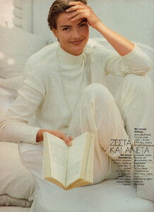 39-ELLEGR-Nov-1989-m.ChristianeHelbach-ph.George Mestousis.jpg