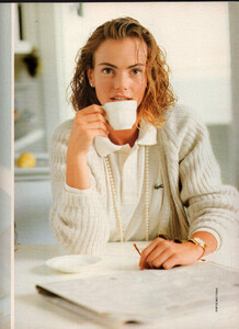 40-ELLEGR-Nov-1989-m.ChristianeHelbach-ph.George Mestousis.jpg