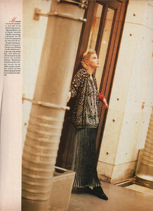 41-MARIECLAIREGR-Feb-1990-m.LaurenceVanhaeverbeke-ph.FrancoiseHalard.jpg