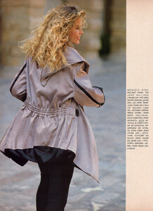 41-MARIECLAIREGR-Nov-1990-m.EstherJonker-ph.HarrisChristopoulos.jpg