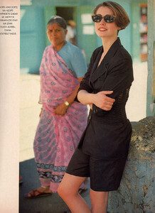 47-MARIECLAIREGR-Apr-1990-m.BeckyThomas-ph.TakisDiamantopoulos.jpg