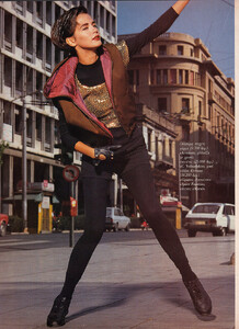 49-MARIECLAIREGR-Nov-1990-m.Unk-ph.TakisDiamantopoulos.jpg