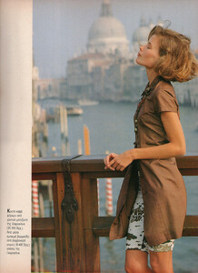 56-MARIECLAIREGR-Jun-1990-m.MetteAndersen-ph.FabioThian.jpg