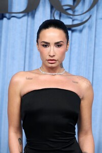 647812352_demi-3.jpg