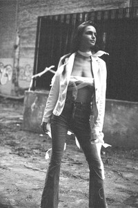 AReed - MomoMag - Asunder, ph ZenoGill -  3-alexis-reed.jpg