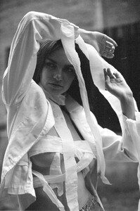 AReed - MomoMag - Asunder, ph ZenoGill -  8-alexis-reed.jpg