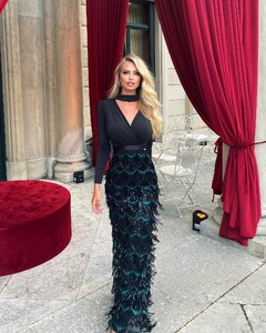 AnetM - GuessRel - 205433760_297723192140686_3079313449185386020_n_2021-06-24.jpg