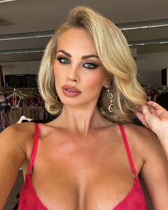 AnetM - GuessRel - 280756976_512350753953830_4285307647079998109_n_2022-05-12.jpg