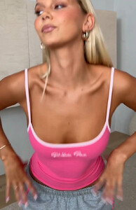 BriegeD - WFox - HD-1080p-4.8Mbps-55066009 (VidThumb1k).jpg