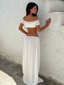 CBellotti - Outcast - ALTHAIA-TOP-AND-ALTHAIA-MAXI-SKIRT-WHITE9_9ab58bcc-bf9c-4fa6.jpg
