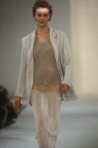 Calvin Klein 1994 Women RTW 23.jpg