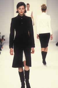 Calvin Klein 1995 Women RTW 20.jpg