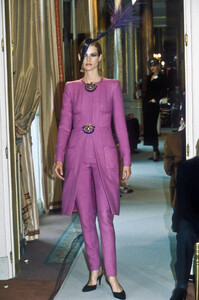Chanel 1996 Haute Couture 97.jpg