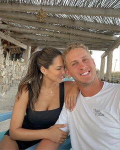 Christen Harper - Sports Illustrated Swimsuit [2022.02.14].jpg