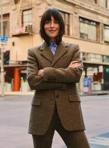 Dakota Johnson VOGUE Germany (2).jpg