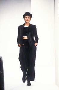 Dolce Gabbana 1994 Women RTW 96.jpg