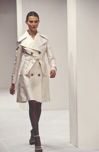 Dolce Gabbana 1995 Women RTW 67.jpg