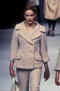 Dolce Gabbana 1996 Women RTW 2.jpg