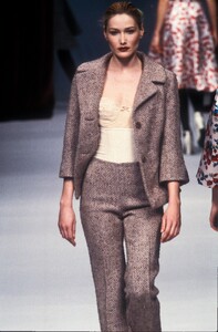 Dolce Gabbana 1996 Women RTW 6.jpg