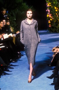 Dolce Gabbana 1998 Women RTW 5.jpg