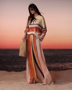 ELIE-SAAB_-SUMMER-ESCAPADE_LOOK (1).jpg