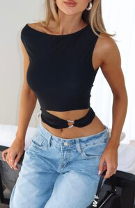 EVenz - WFox - CONFESSIONS_TOP_11.09.24_4.jpg