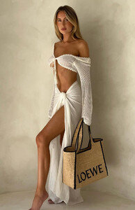 EVenz - WFox - Ocean Oasis Sarong White_gowrg.jpg