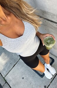 EVenz - WFox - Performance Sports Tank Grey Marle_56CDE9EA-29E0-4121-9F44-7DB4B76D6F08.jpg