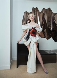 Elle-Fanning-for-Flaunt-Magazine-714d1f0241c38a275.jpg