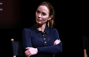 Emily_Blunt_at____The_Smashing_Machine____BAFTA_Screening_in_NY_10-02-20250001.jpg