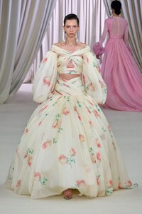 Giambattista Valli HC spring 2023.jpg
