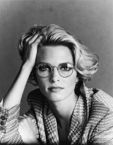 GiorgioArmaniEyewear1991.jpg