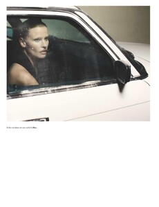 Harpers Bazaar France November 2025 L_11.jpg