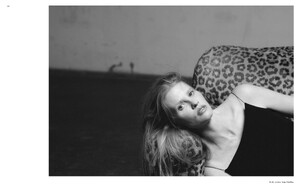 Harpers Bazaar France November 2025 L_15.jpg